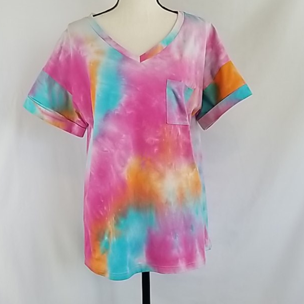 New tie dye v neck t-shirt
